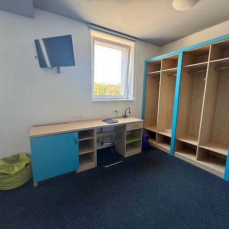 Sport Hotel Sletiste Kladno Bagian luar foto