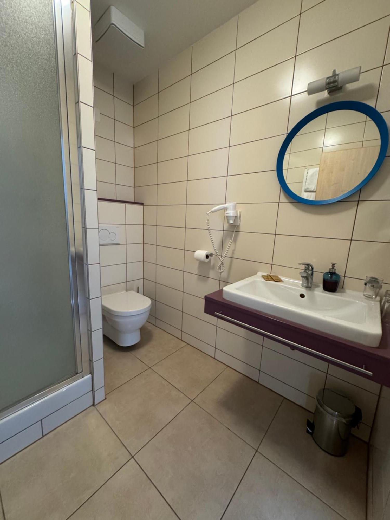 Sport Hotel Sletiste Kladno Bagian luar foto