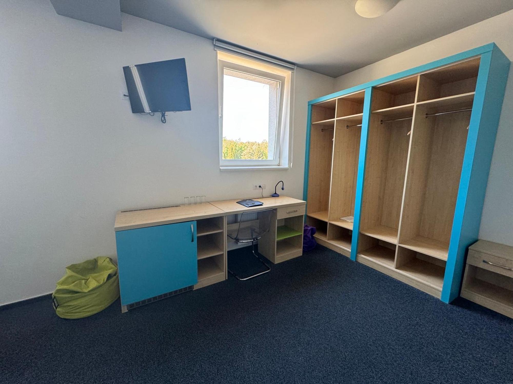 Sport Hotel Sletiste Kladno Bagian luar foto