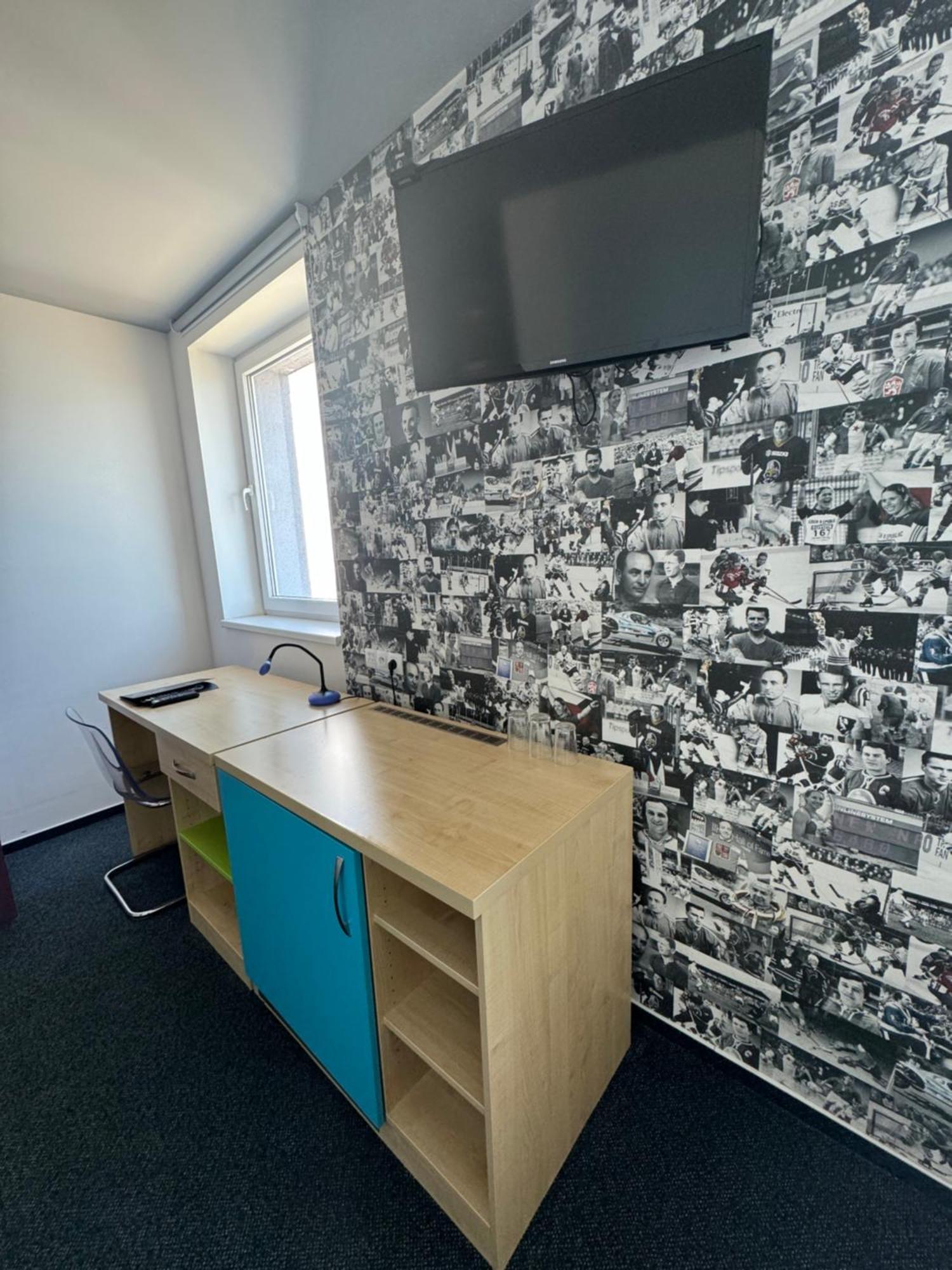 Sport Hotel Sletiste Kladno Bagian luar foto