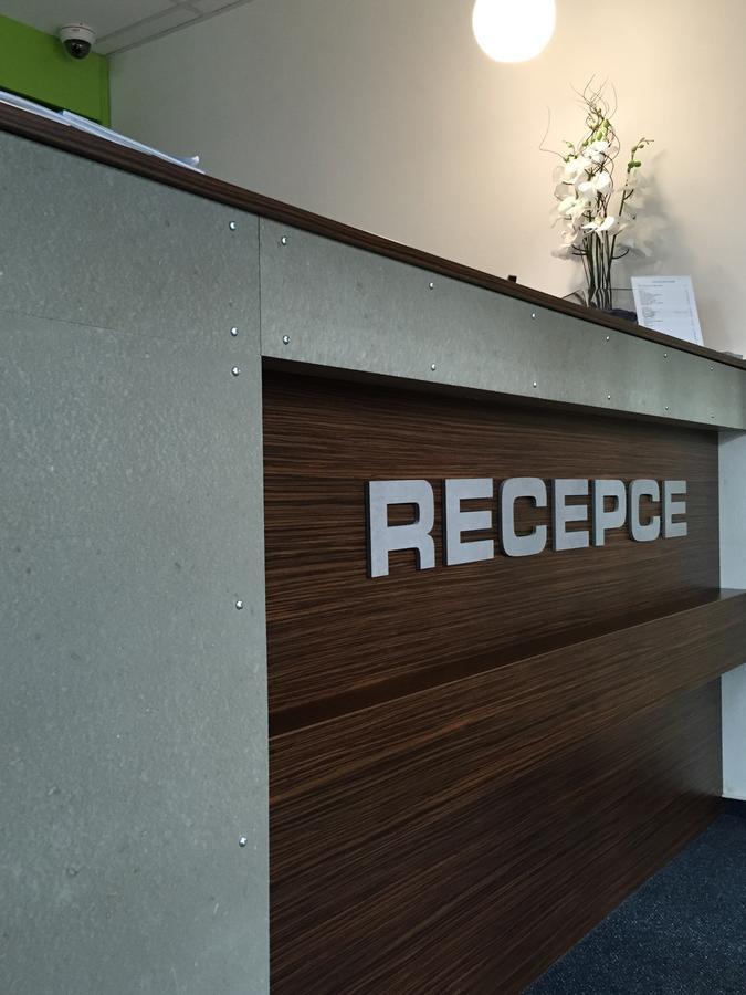 Sport Hotel Sletiste Kladno Bagian luar foto